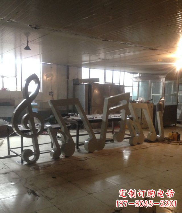 重庆精致不锈钢音符景观雕塑