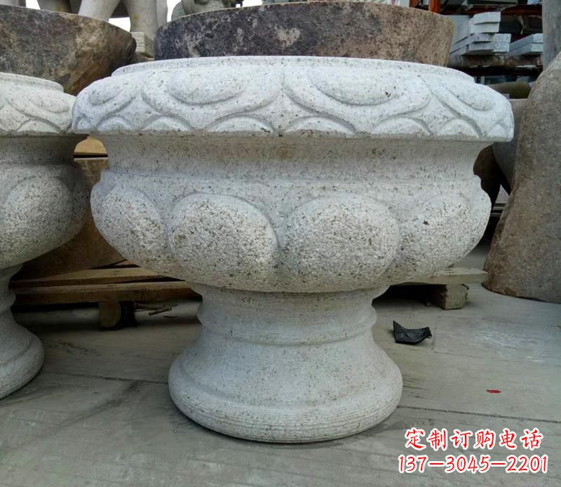重庆中领雕塑精美大理石花盆雕塑