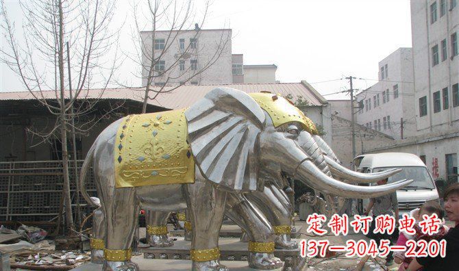 重庆广场大象不锈钢雕塑