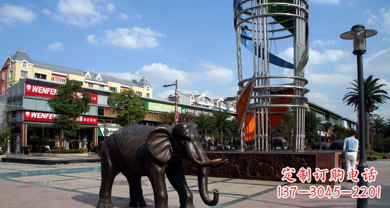 重庆大象雕塑,倍受关注
