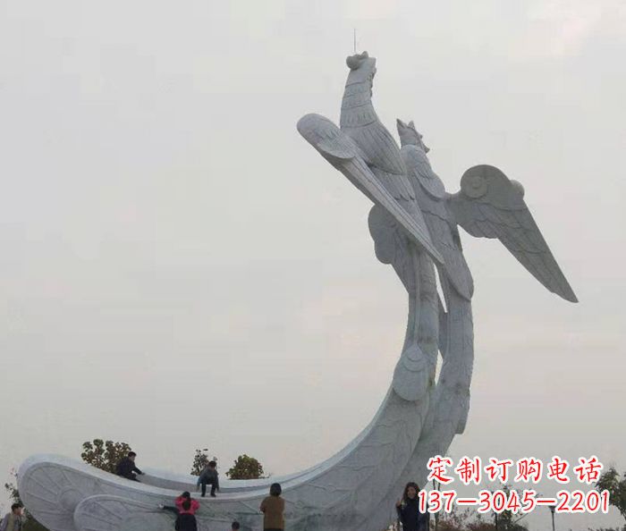 重庆中领雕塑:凤凰石雕,精美瑰丽的艺术品