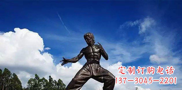 重庆广场李小龙名人铜雕
