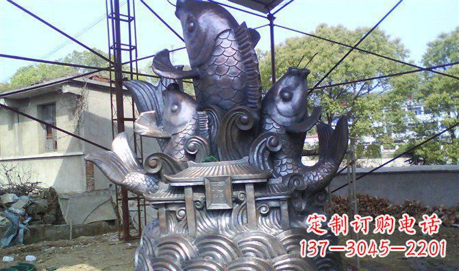 重庆广场鲤鱼跃龙门景观铜雕