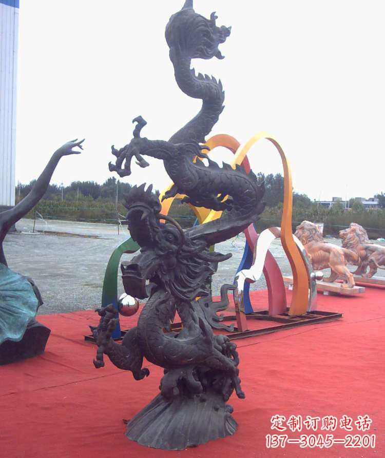 重庆广场神龙铜雕