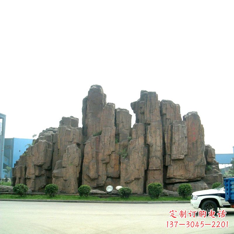 重庆中领雕塑:全球领先的广场塑石假山雕塑定制厂家