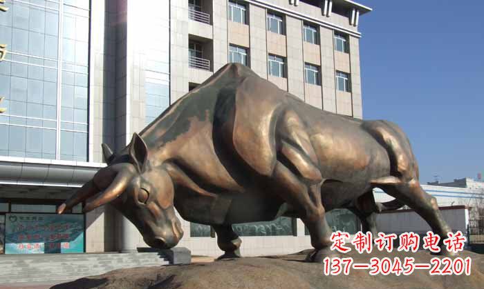 重庆拓荒牛铜雕塑——将历史传承到现代