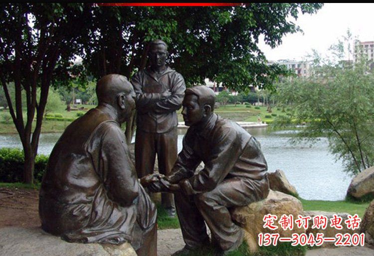 重庆中领雕塑:精美老人雕塑