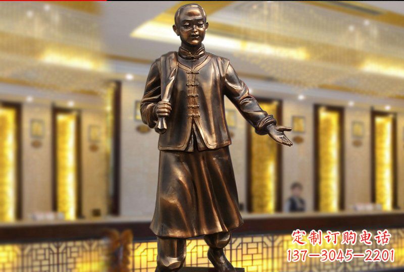 重庆广场铜雕商场店小二人物雕塑