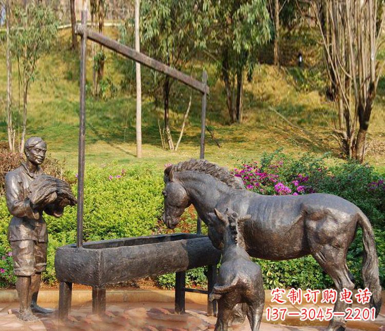 重庆广场铜雕喂马动物雕塑