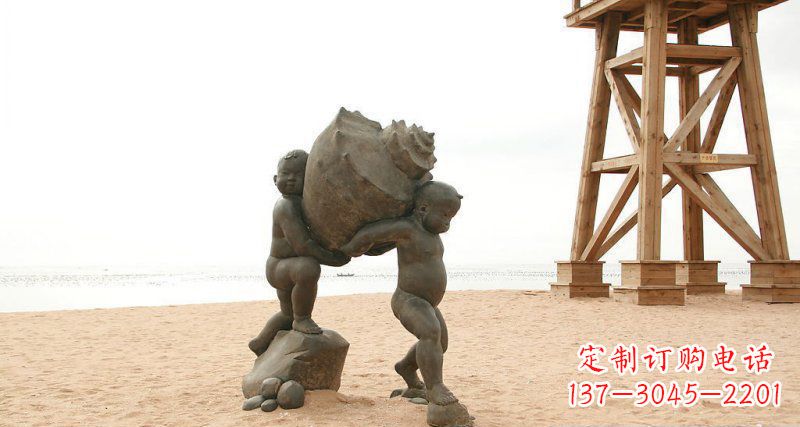 重庆海边抬着海螺的小男孩景观雕塑