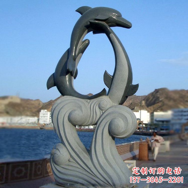 重庆欣赏海豚石雕塑的美丽