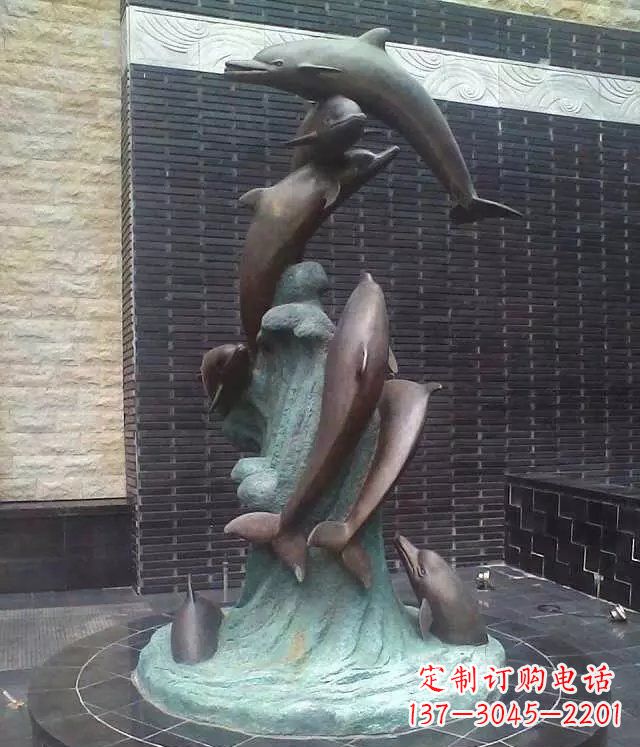 重庆铜雕海豚:艺术与精美结合
