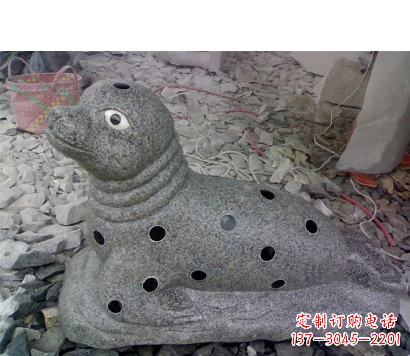 重庆华丽雕塑,海洋动物小海豹石雕