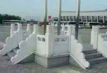 重庆中领雕塑提供绚丽升旗台石雕，一种标志性的…