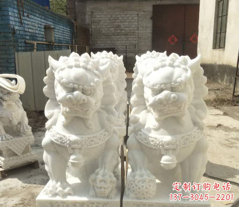 重庆中领雕塑:绣球狮子石雕