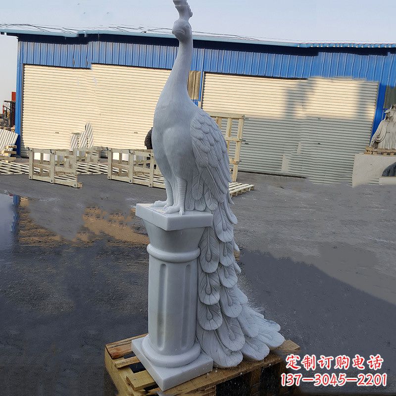 重庆汉白玉孔雀雕塑,传承艺术精髓