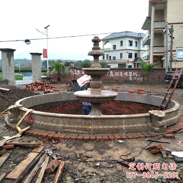重庆汉白玉水景雕塑是由中领雕塑定制的精美水景…