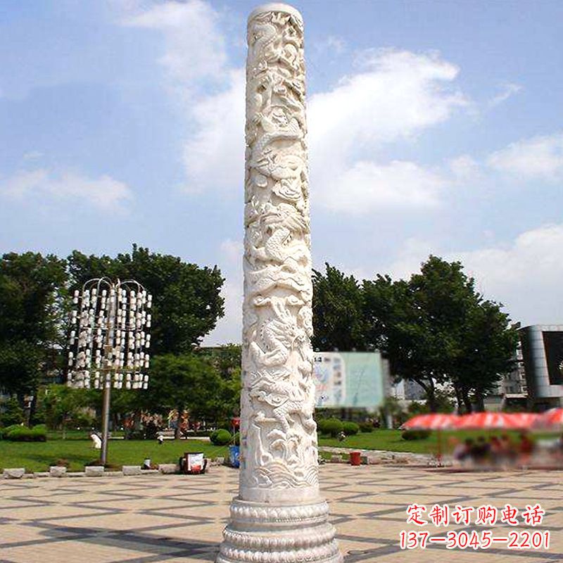 重庆汉白玉石雕刻龙柱是由中国领雕塑厂家定制的…