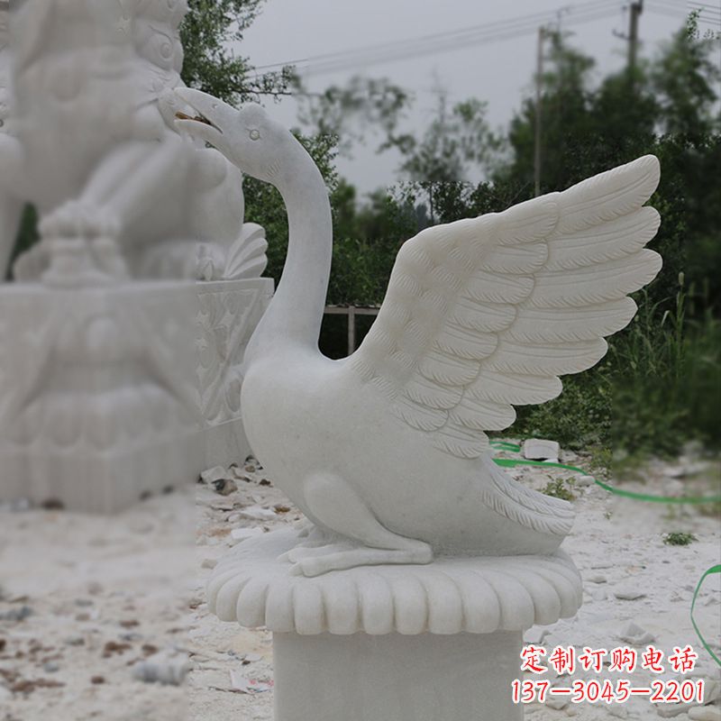 重庆汉白玉展翅喷水天鹅雕塑
