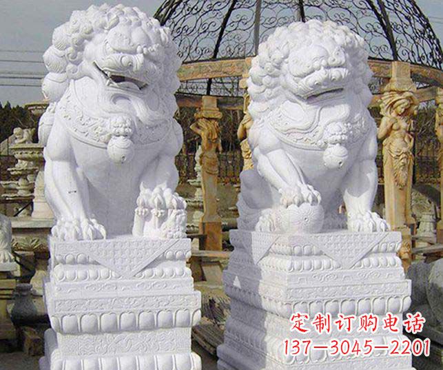 重庆历久弥新的狮子石雕