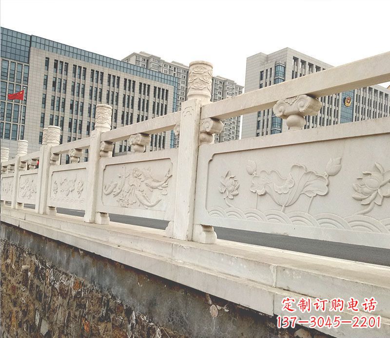 重庆荷花鲤鱼石浮雕汉白玉石栏板石雕