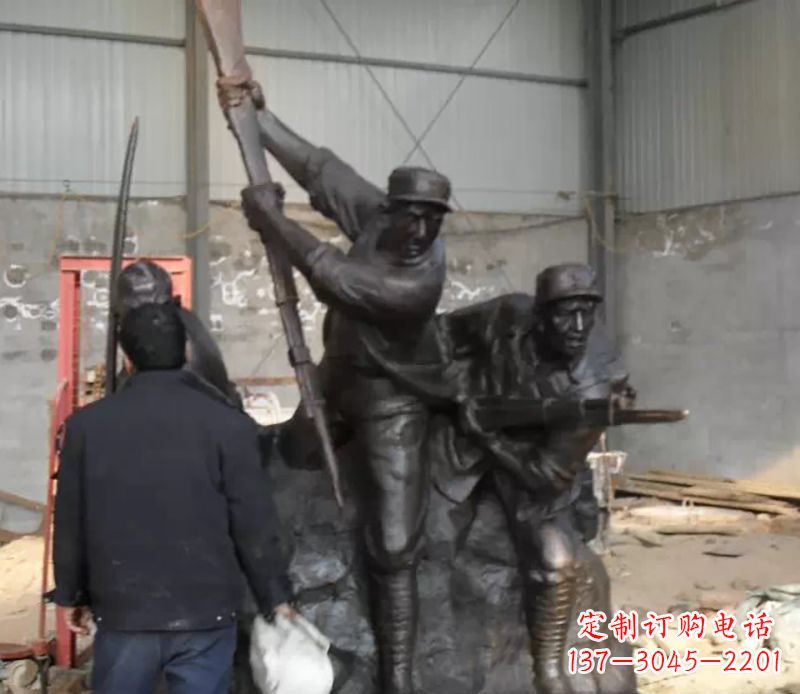 重庆红军冲锋广场人物铜雕