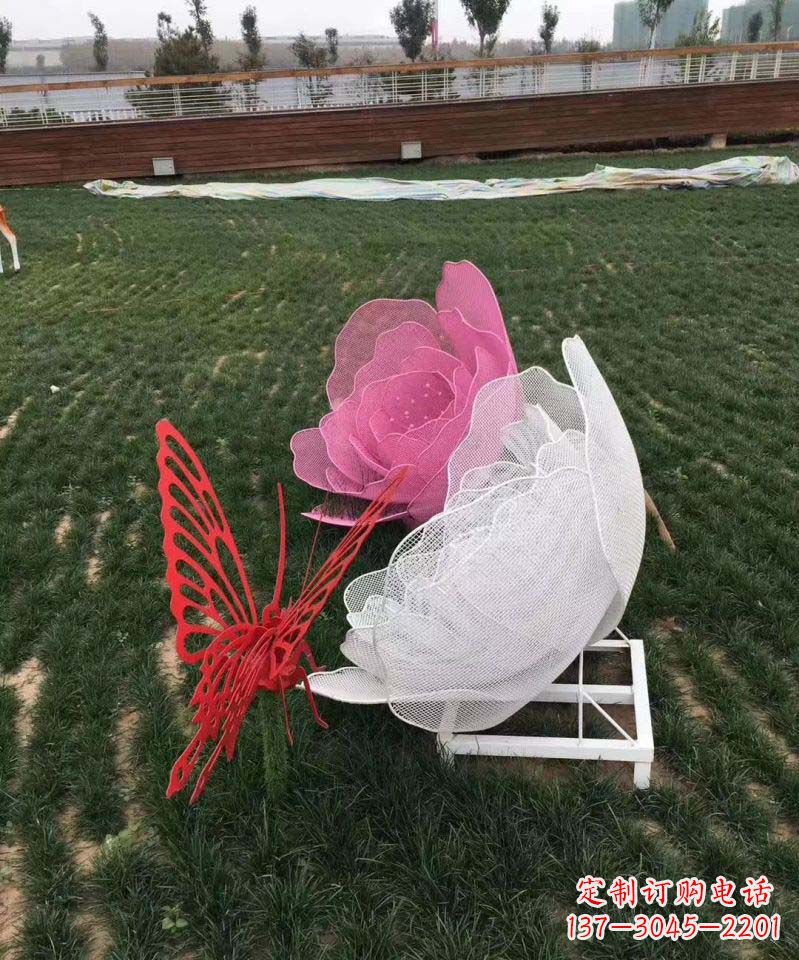 重庆户外不锈钢铁艺蝴蝶花朵雕塑
