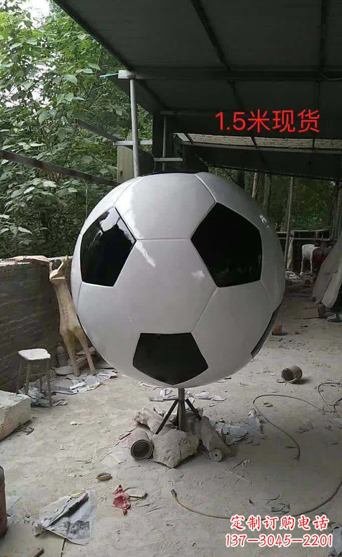 重庆不锈钢足球雕塑提供优质的装饰效果