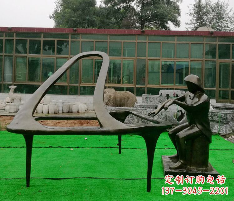 重庆精美钢琴雕塑,完美结合实用性与艺术美感