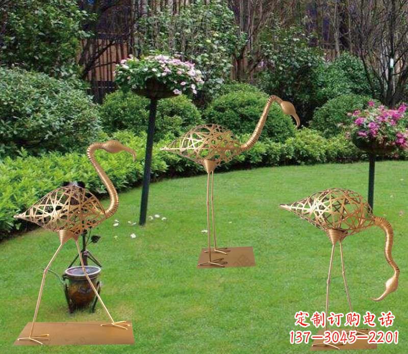 重庆逼真大型火烈鸟雕塑