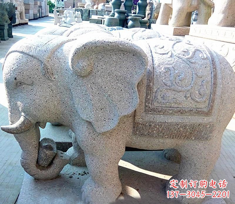 重庆花岗岩元宝大象石雕,雕刻古典且充满质感