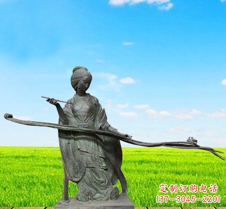 重庆优雅迷人的古代美女铜雕