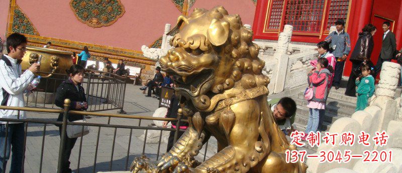 重庆黄铜狮子雕塑,展现故宫魅力