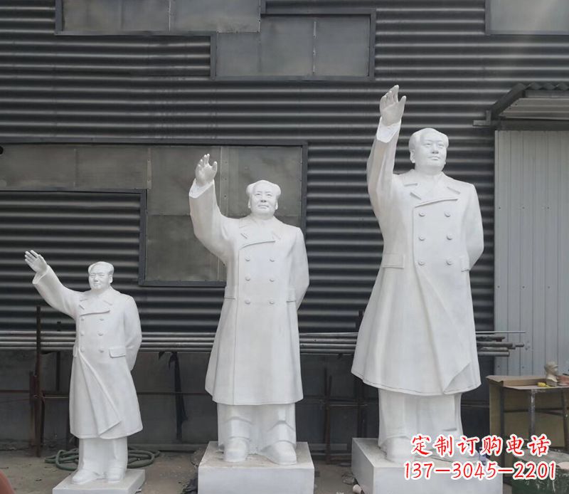 重庆挥手毛主席校园伟人石雕