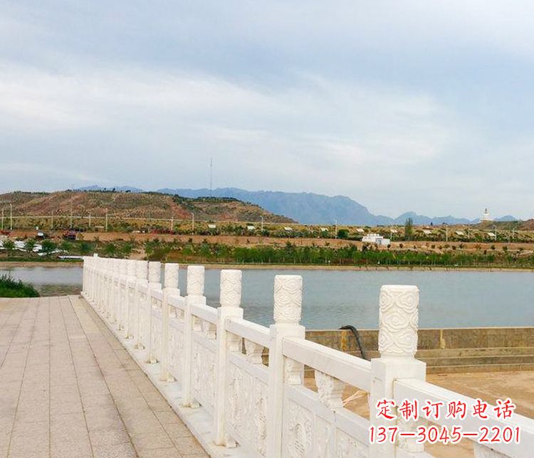 重庆高贵大气的石头栏板雕塑