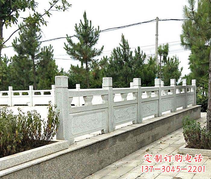 重庆大理石栏杆雕塑:精致的定制艺术品