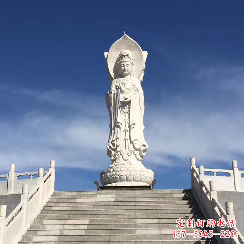 重庆专业定制三面观音石雕景观雕塑