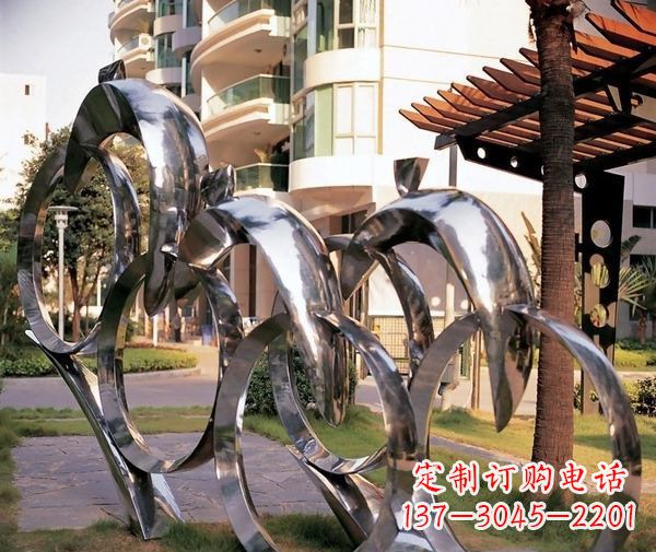 重庆镜面不锈钢骑自行车人物雕塑