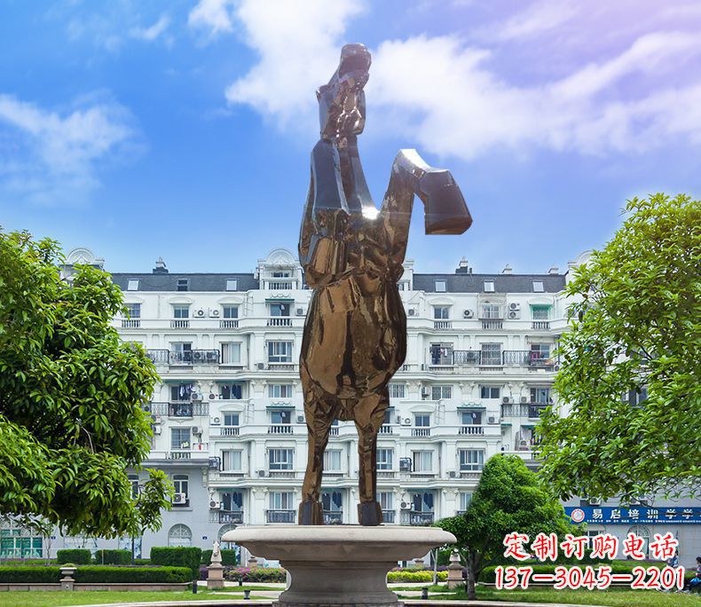 重庆镜面城市不锈钢奔马雕塑