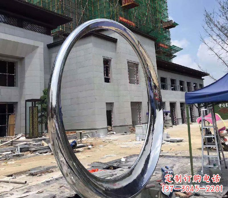 重庆精致典雅的镜面不锈钢圆环雕塑