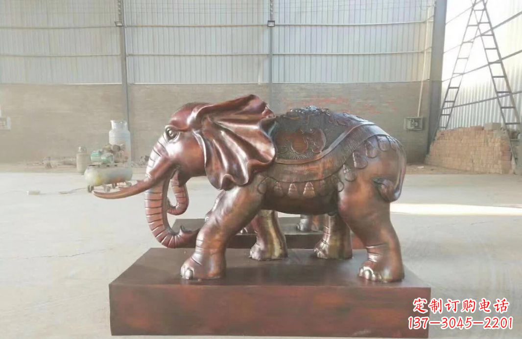 重庆酒店大象雕塑