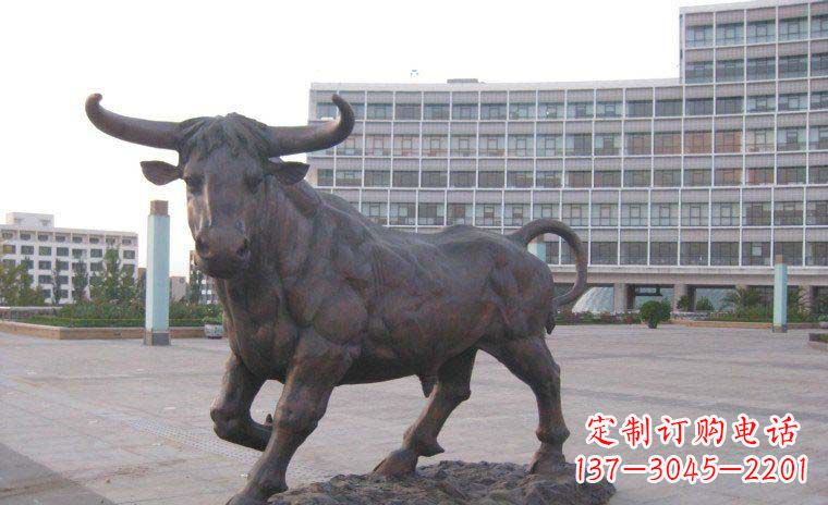 重庆老牛动物广场铜雕,专业定制精美动物雕塑