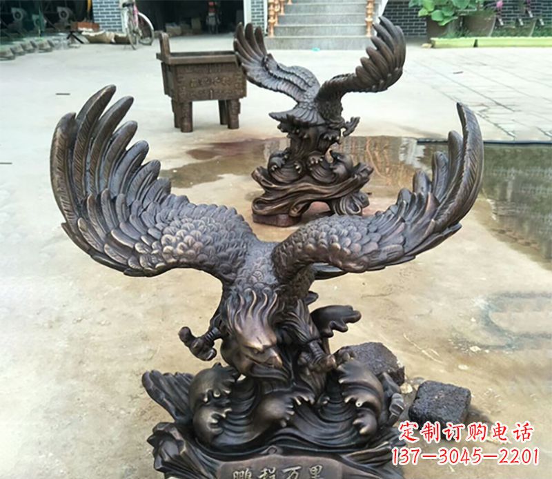 重庆老鹰铜雕 (2)