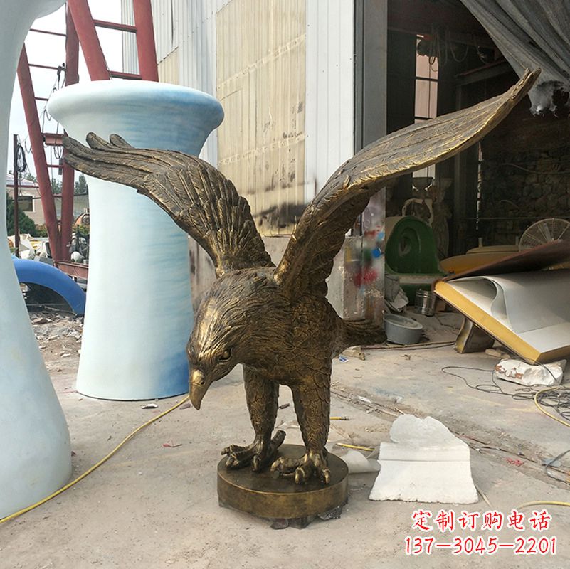 重庆老鹰铜雕