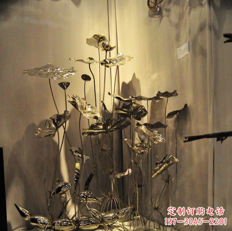 重庆莲花雕塑-造型优雅,精致美观