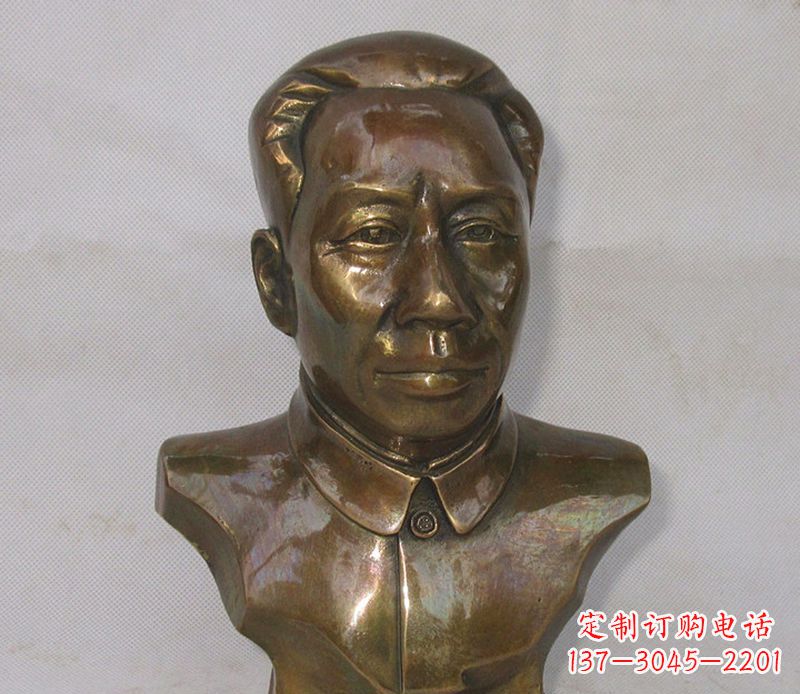 重庆传承中华文化,珍藏刘少奇雕塑