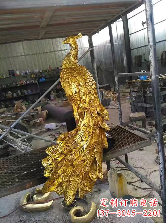 重庆精工制作的鎏金凤凰雕塑