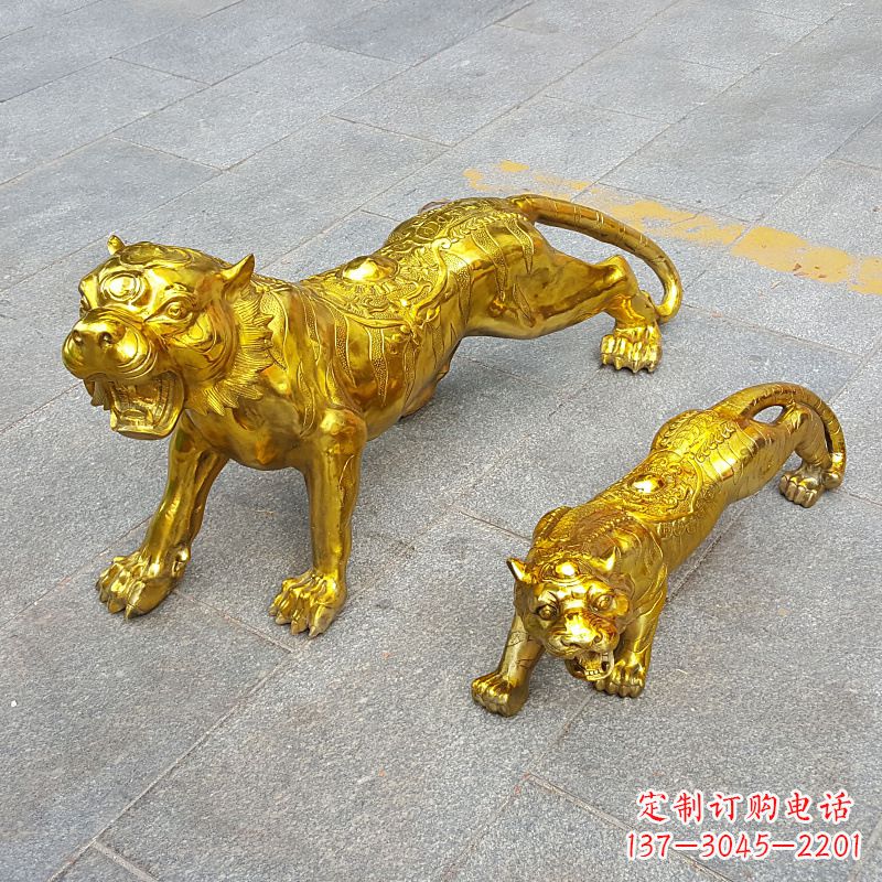 重庆鎏金老虎,铜雕工艺精美