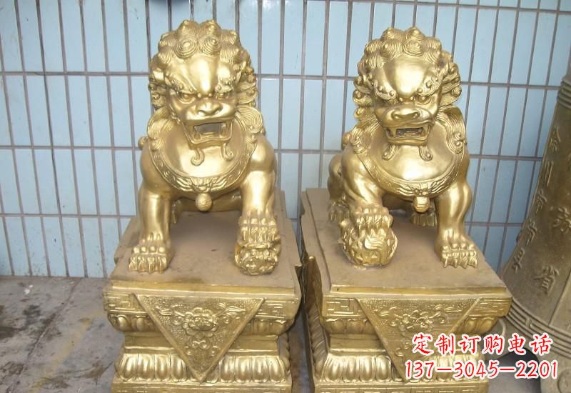 重庆北京狮子雕塑,高雅典雅的手工鎏金铜制品