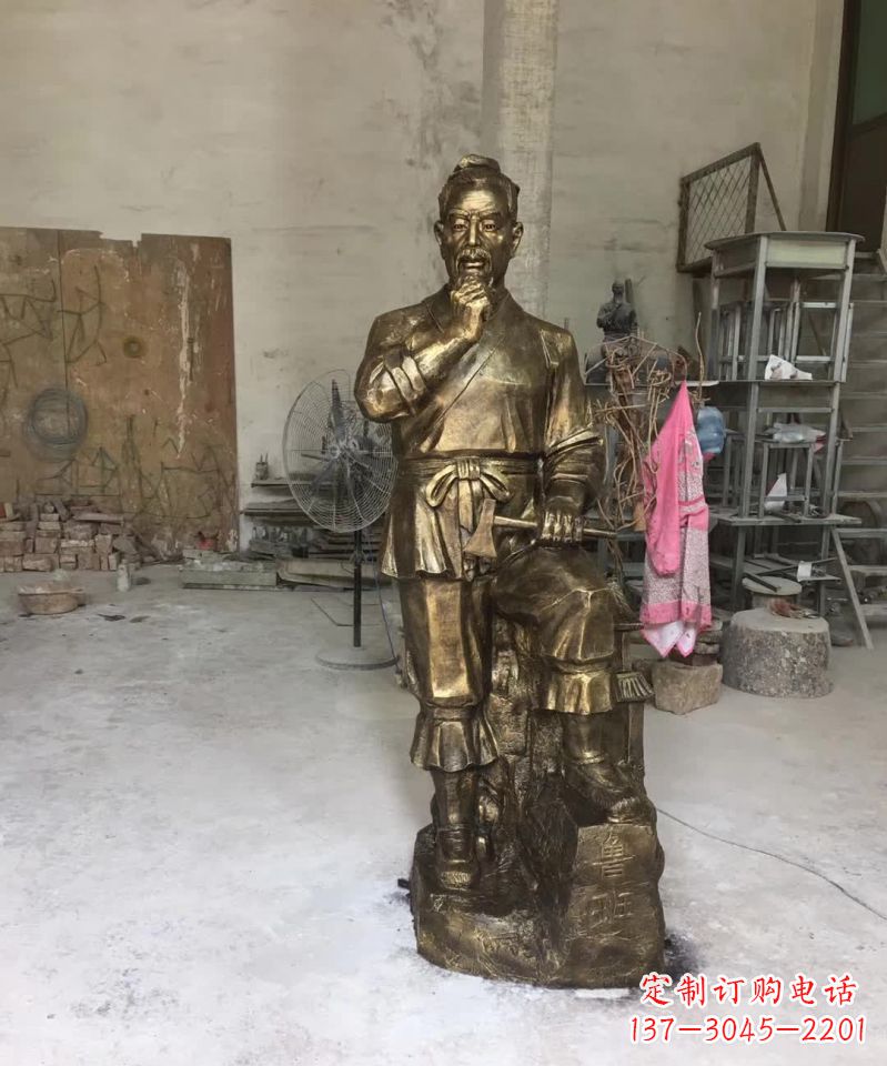 重庆鲁班古代人物雕塑